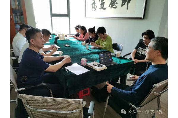 国学文化进社区：北京儒促会为东亚五环小区开展传统文化公益讲座